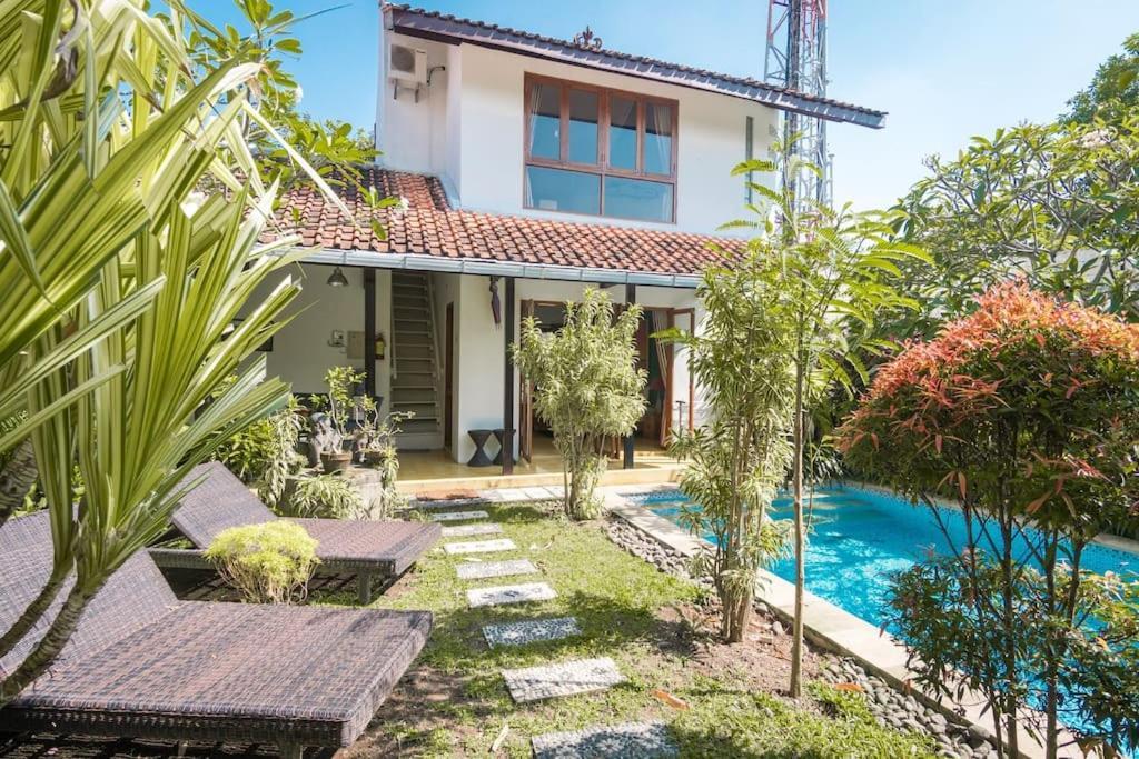 Villa Bougenville Yogyakarta Ngoại thất bức ảnh